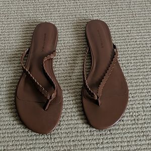 Banana Republic sandals